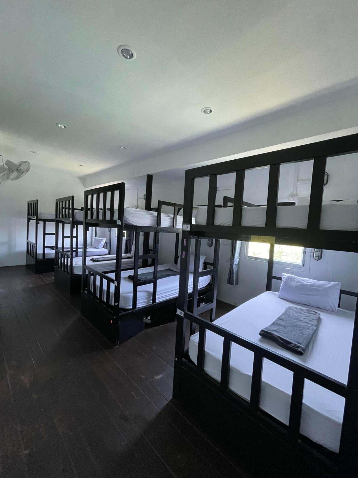 Social Quarters Blanco - Youth Hostel 18 To 35 Only Railay-stranden Eksteriør bilde